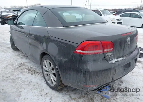 2012 Volkswagen Eos Komfort z USA, uszkodzony, nr VIN WVWBW7AH0CV011947